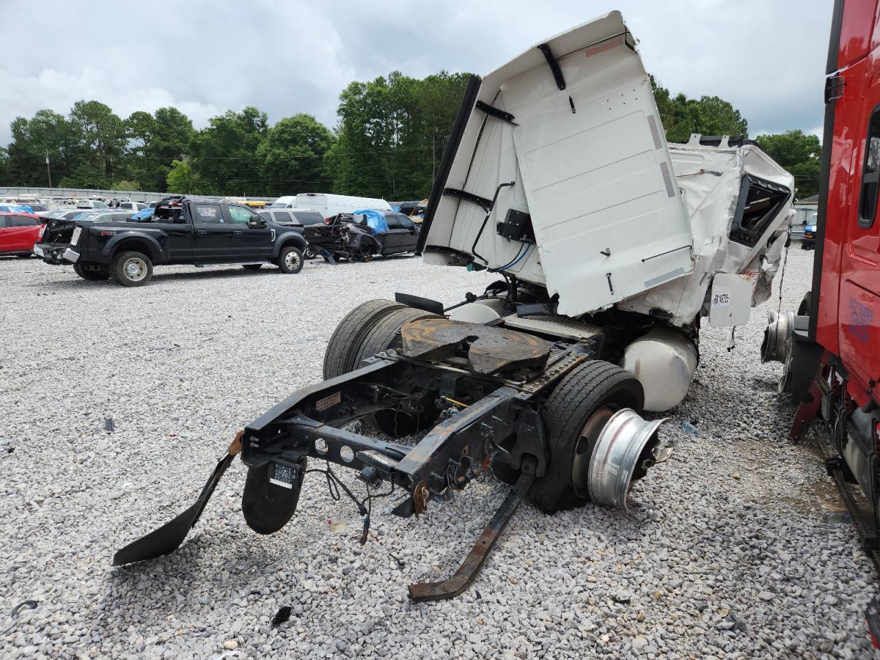 Lot #3275609781 2023 INTERNATIONAL LT625