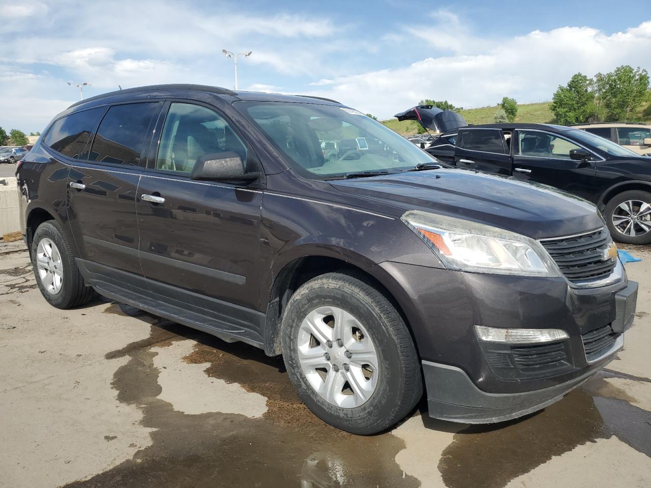 CHEVROLET TRAVERSE LS