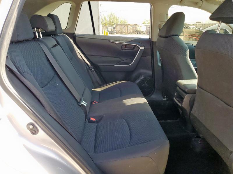 2019 TOYOTA RAV4 LE - JTMH1RFV7KJ006169