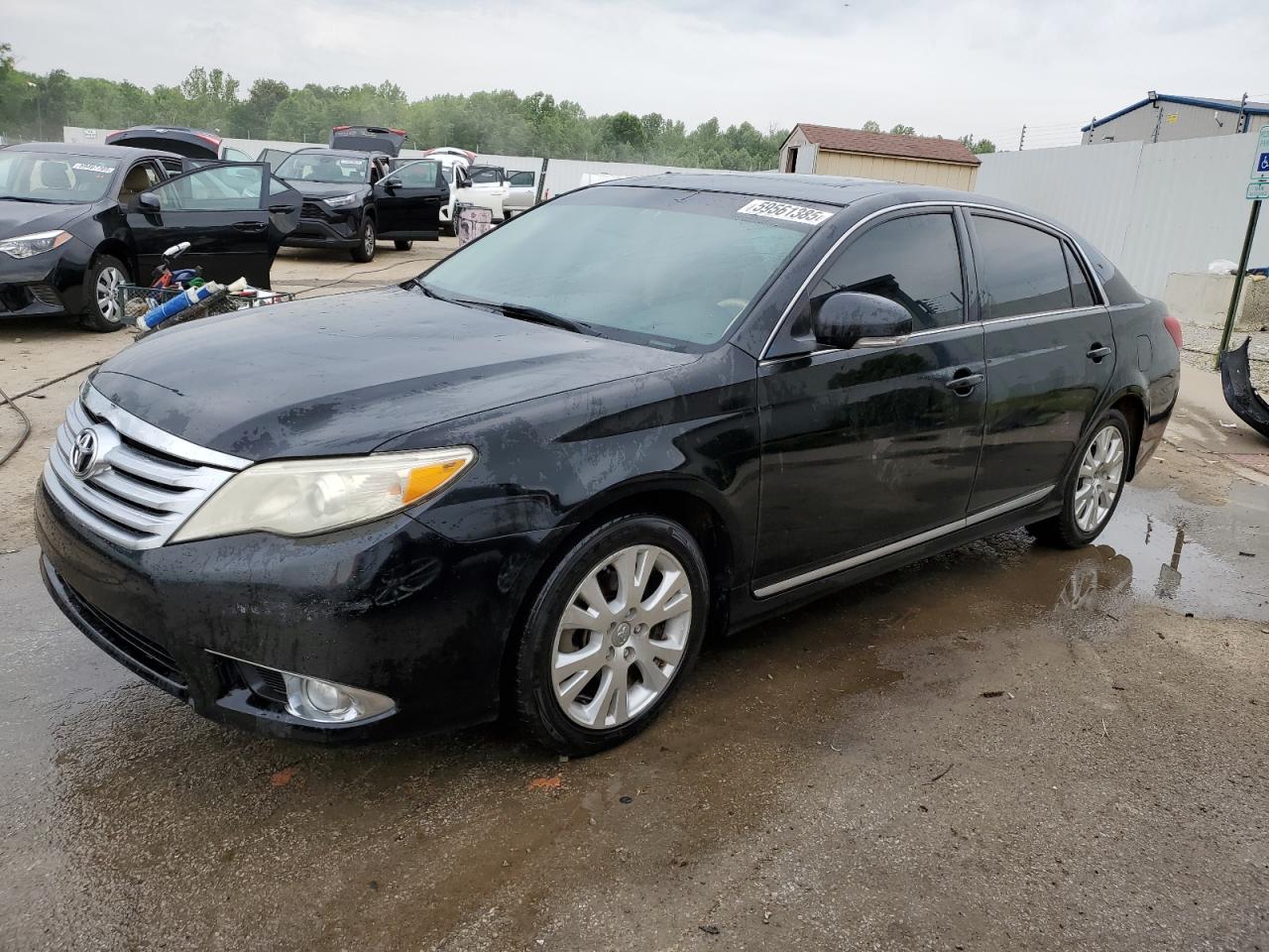 TOYOTA AVALON BASE