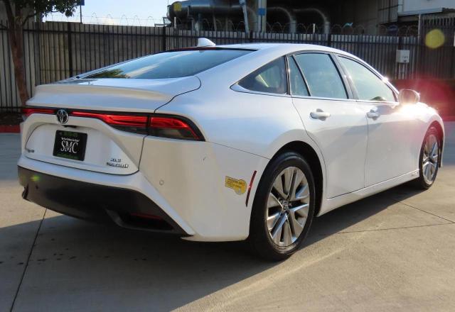 TOYOTA MIRAI LE 2022 white  hydrogen fuel cell JTDAAAAA9NA003964 photo #4
