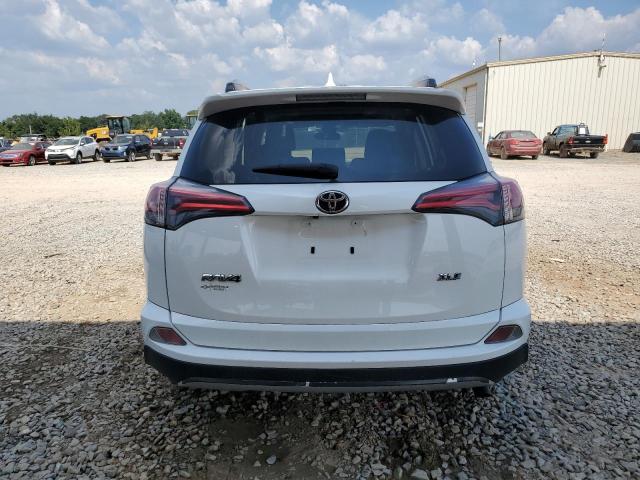 2018 TOYOTA RAV4 ADVEN JTMWFREV4JD119147
