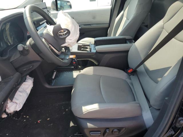 2025 TOYOTA SIENNA XLE 5TDYRKEC0SS237952