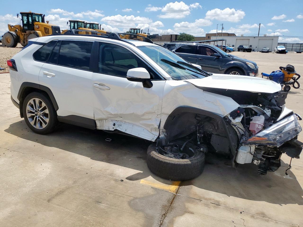 TOYOTA RAV4 XLE PREMIUM