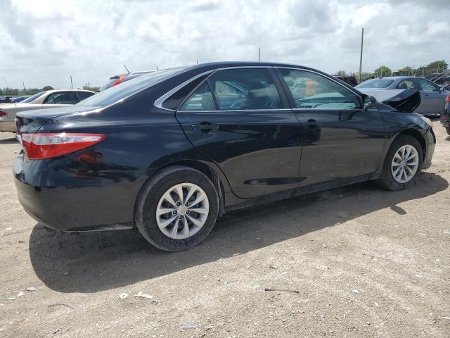 Vin: 4t1bf1fk0hu728648, lot: 60404465, toyota camry le 20173