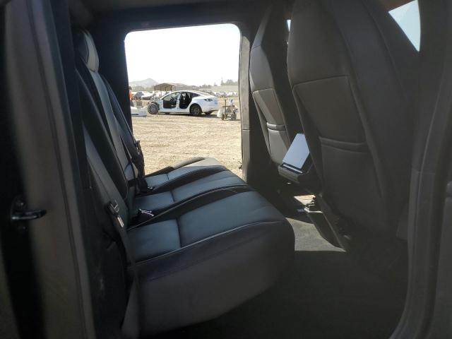 2024 TESLA CYBERTRUCK 7G2CEHED7RA019100
