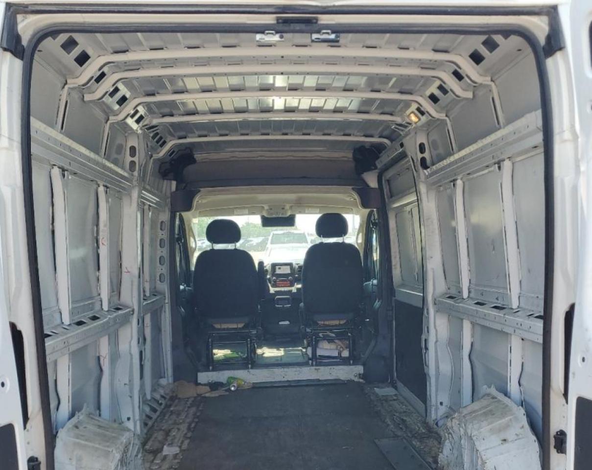 RAM PROMASTER 2500 HIGH