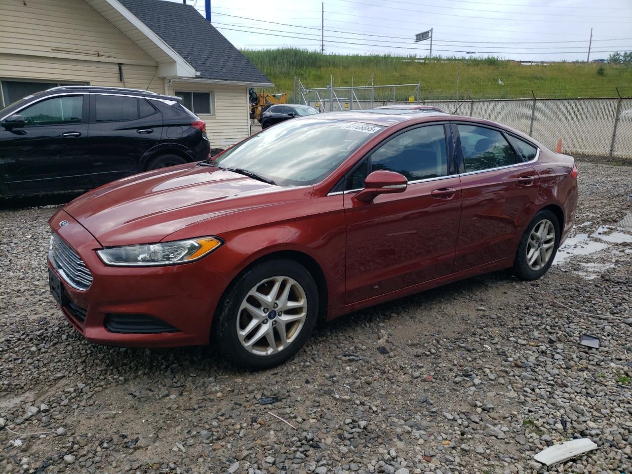 FORD FUSION SE