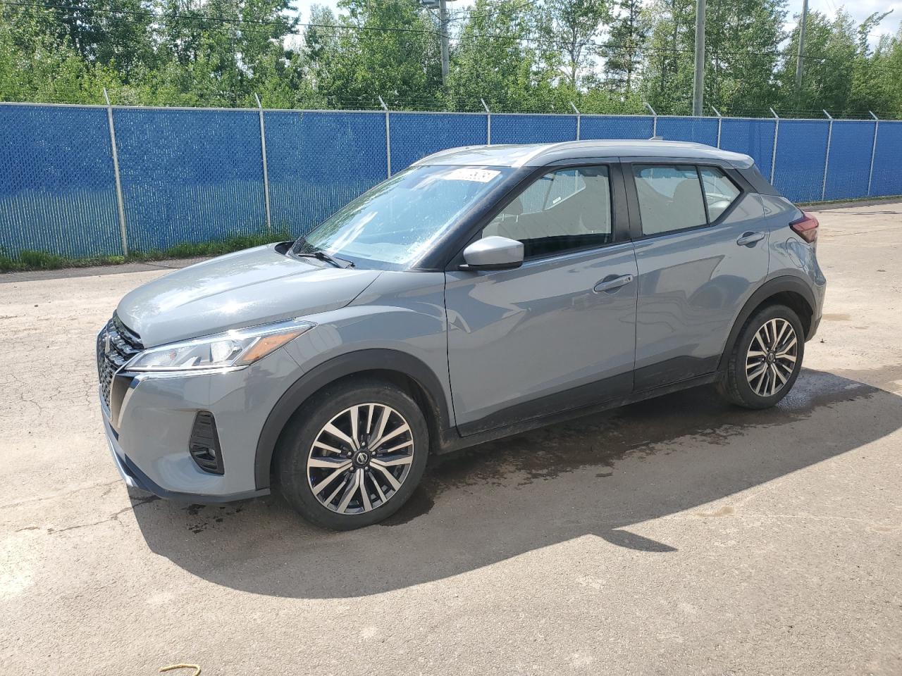 NISSAN KICKS SV