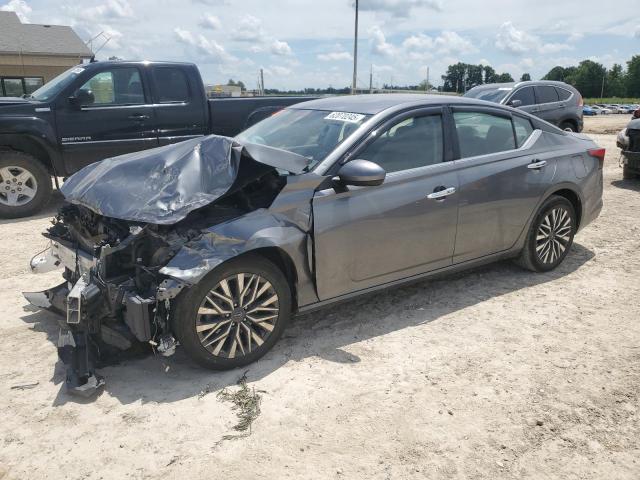 NISSAN ALTIMA SV