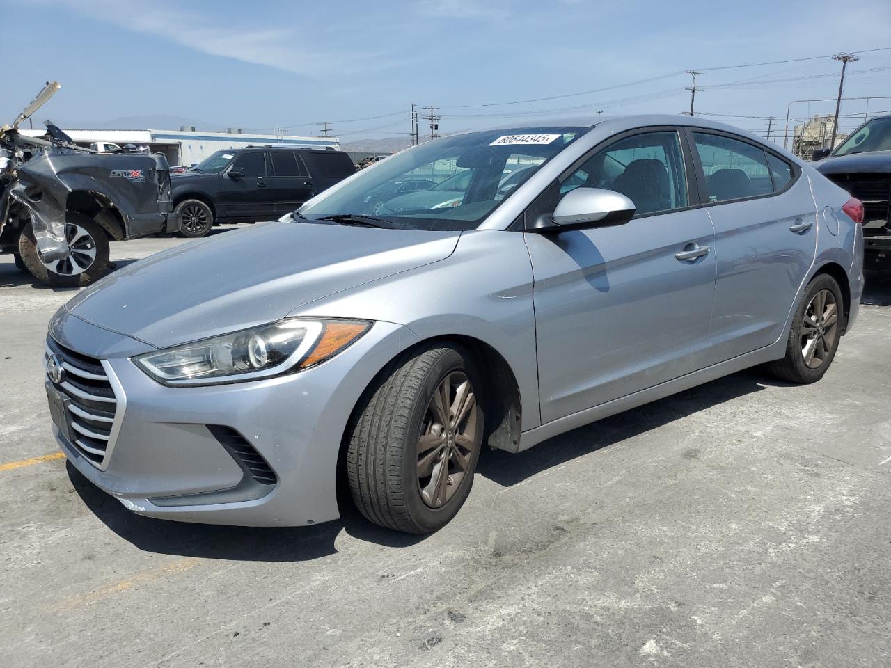 HYUNDAI ELANTRA SE