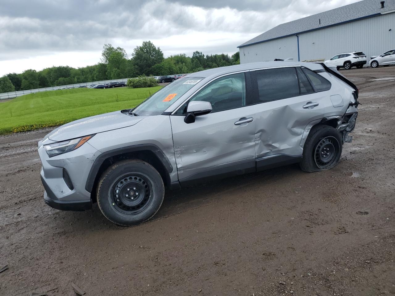 TOYOTA RAV4 LE