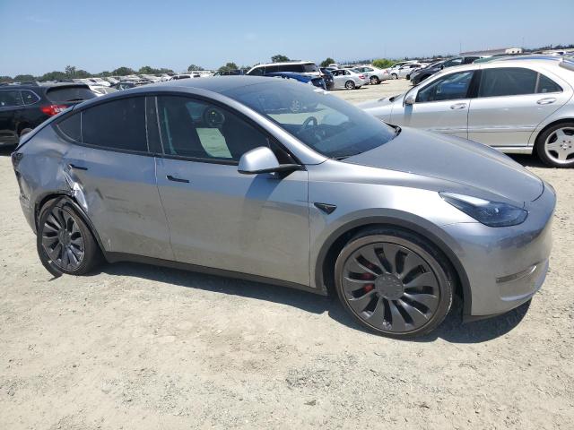 2024 TESLA MODEL Y 7SAYGDEF2RF152091