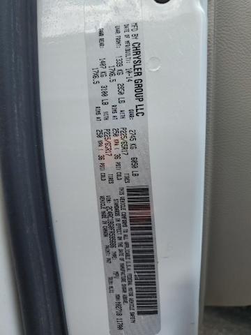 2015 CHRYSLER TOWN & COU 2C4RC1BG0FR595686