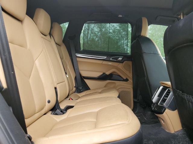 2016 PORSCHE CAYENNE SE WP1AE2A28GLA59077