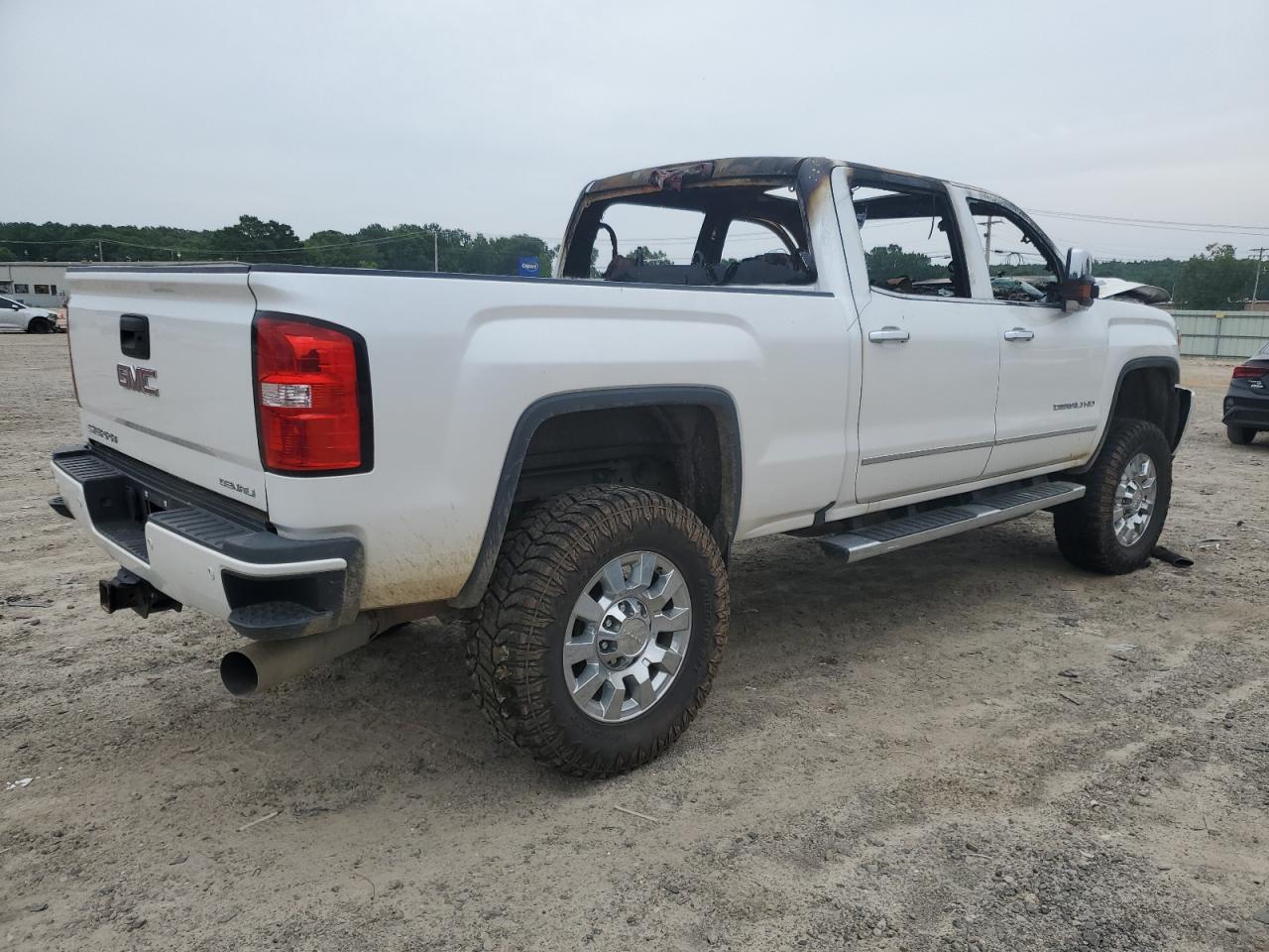 GMC SIERRA 2500HD K2500 DENALI