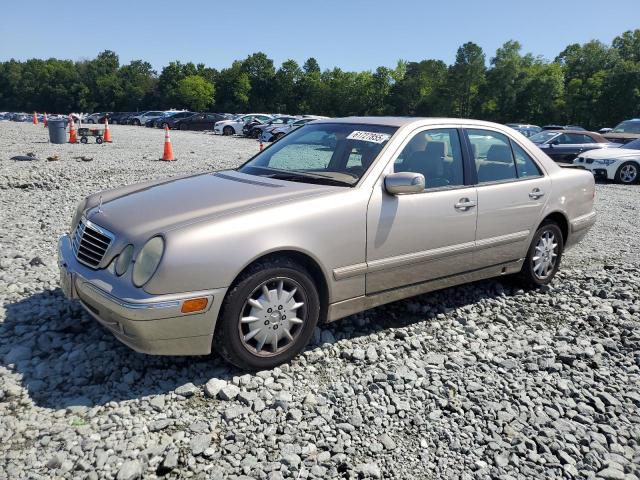 MERCEDES-BENZ E 320