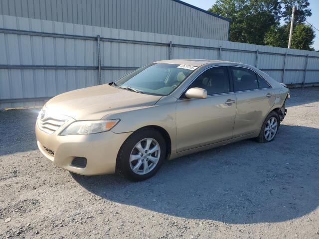 TOYOTA CAMRY BASE