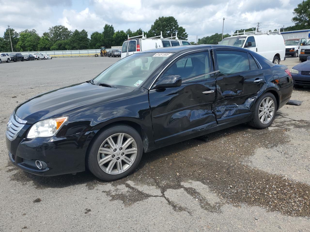 TOYOTA AVALON XL