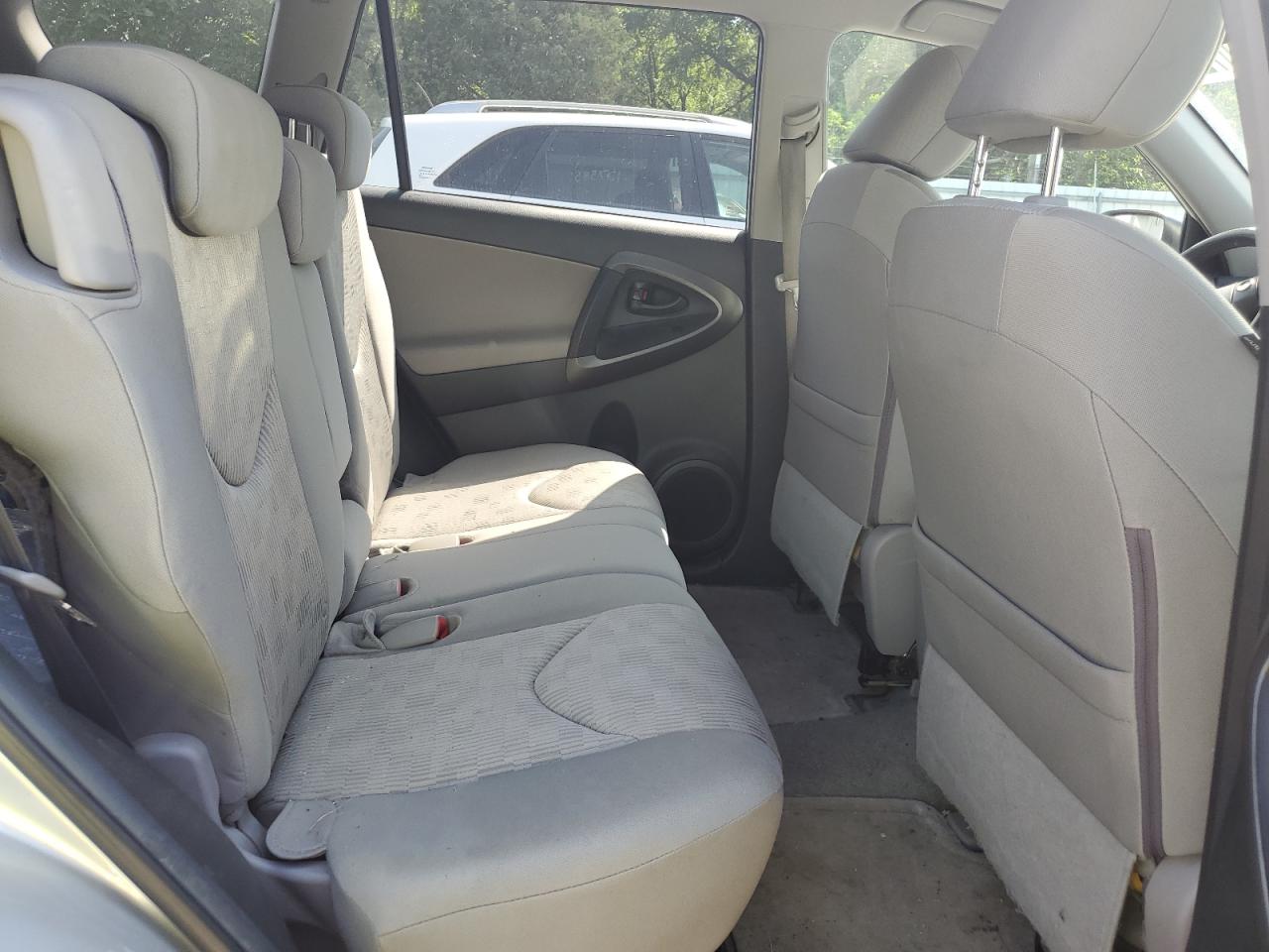 Toyota Rav4 2011
