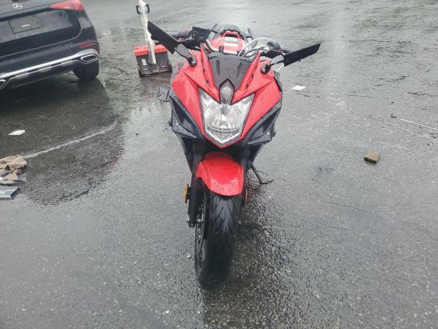 2015 YAMAHA FZ6R - JYARJ18E4FA013813