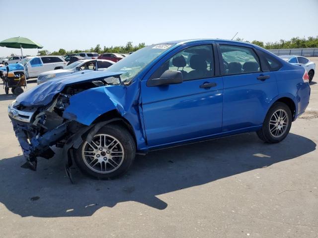 2010 FORD FOCUS SE - 1FAHP3FN8AW194252