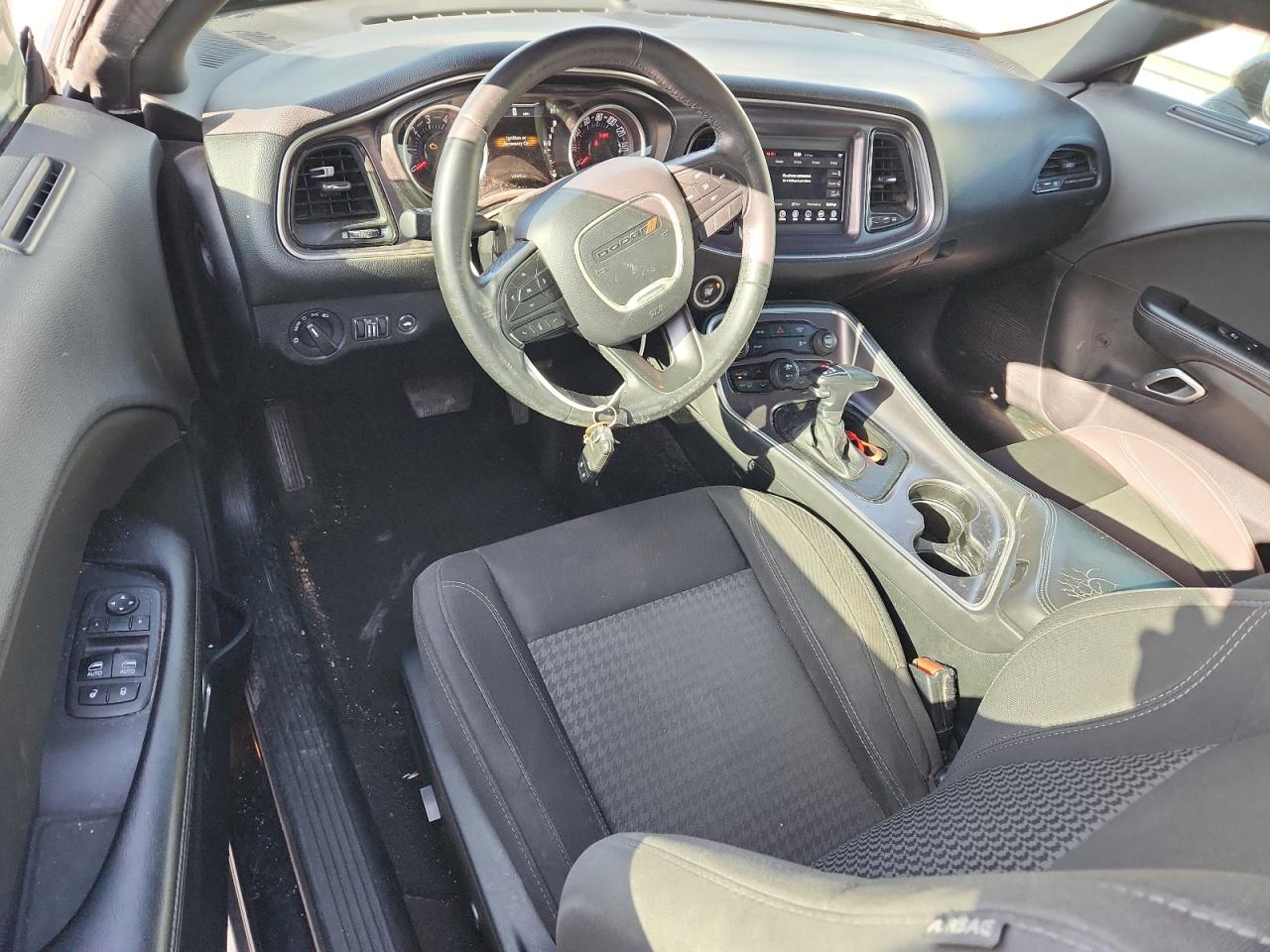 DODGE CHALLENGER SXT