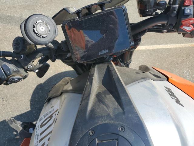 2022 KTM 1290 SUPER VBKV39407NM952570