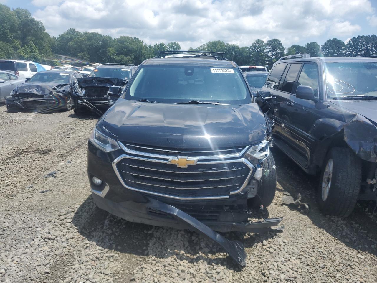 CHEVROLET TRAVERSE LT