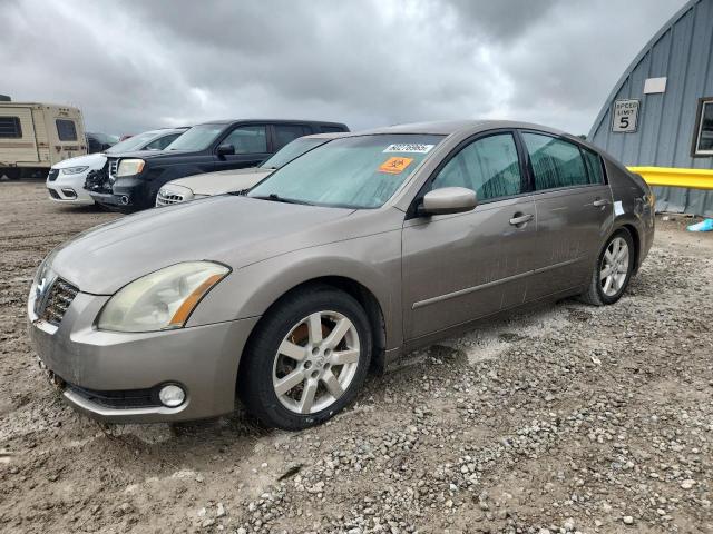 NISSAN MAXIMA SE