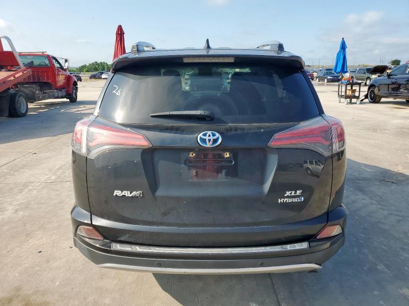 2018 TOYOTA RAV4 HV LE JTMRJREV7JD169035