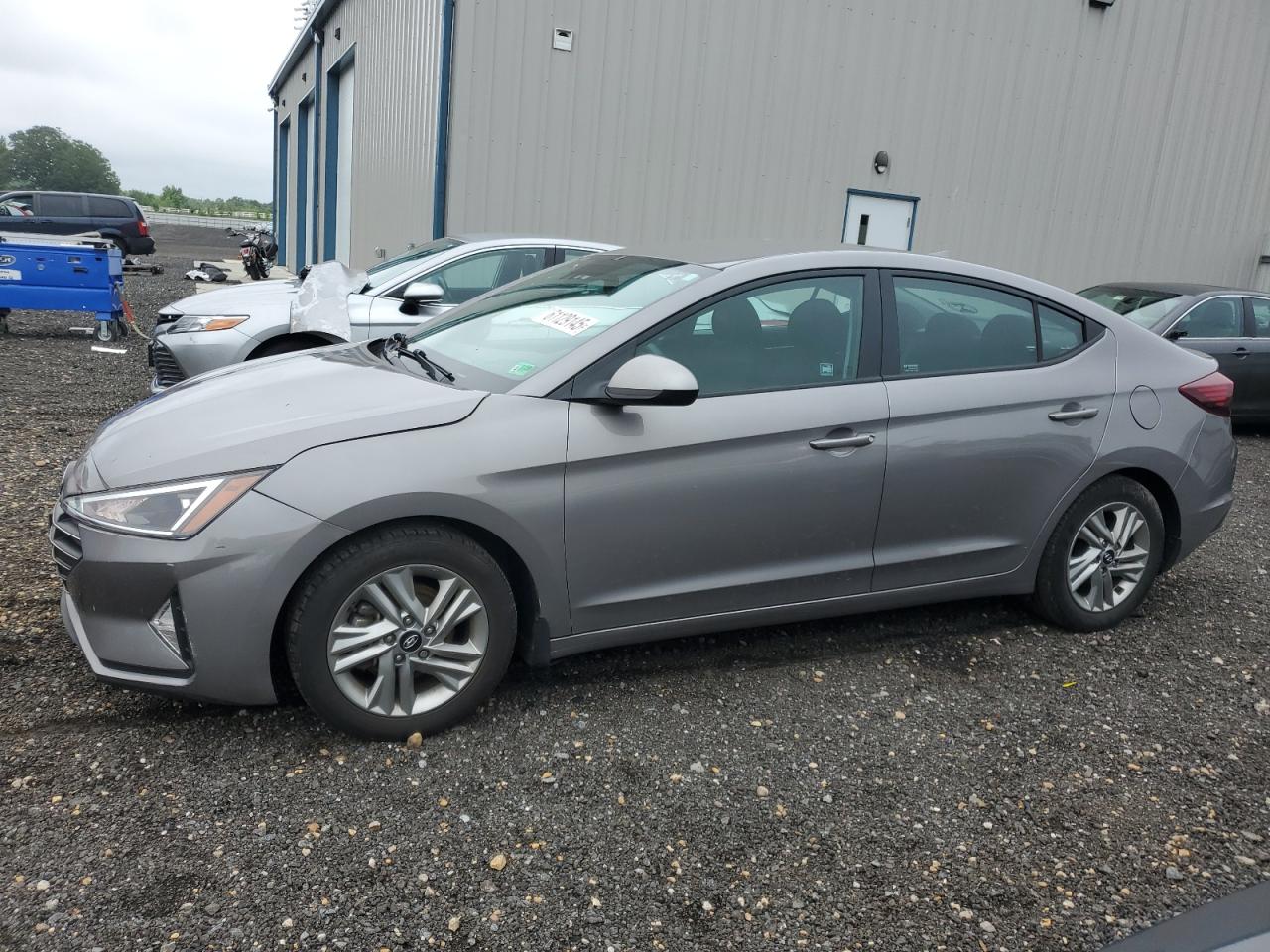 HYUNDAI ELANTRA SEL