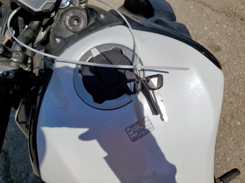 2021 KAWASAKI ZR900 F - ML5ZRDF12MDA46607