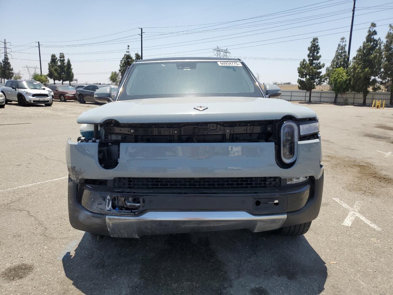 RIVIAN R1S ADVENTURE