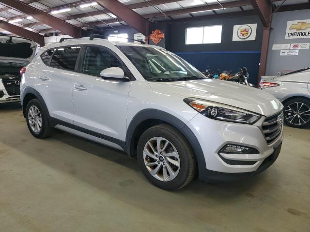 Vin: km8j3ca4xhu266379, lot: 62347915, hyundai tucson limited 20174