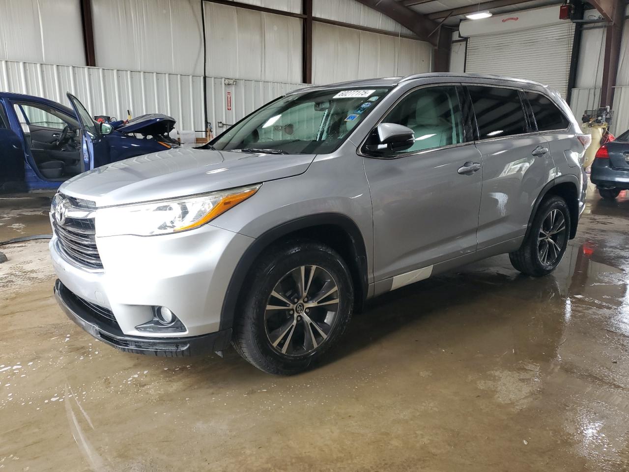 TOYOTA HIGHLANDER XLE