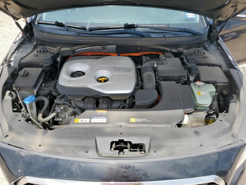 2017 HYUNDAI SONATA HYB KMHE24L39HA071034