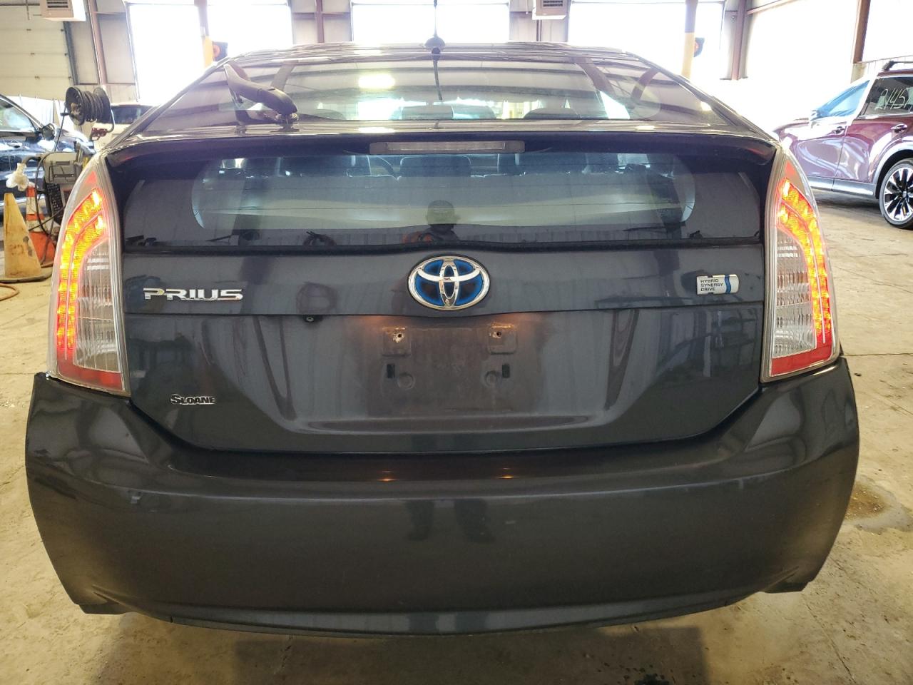 TOYOTA PRIUS
