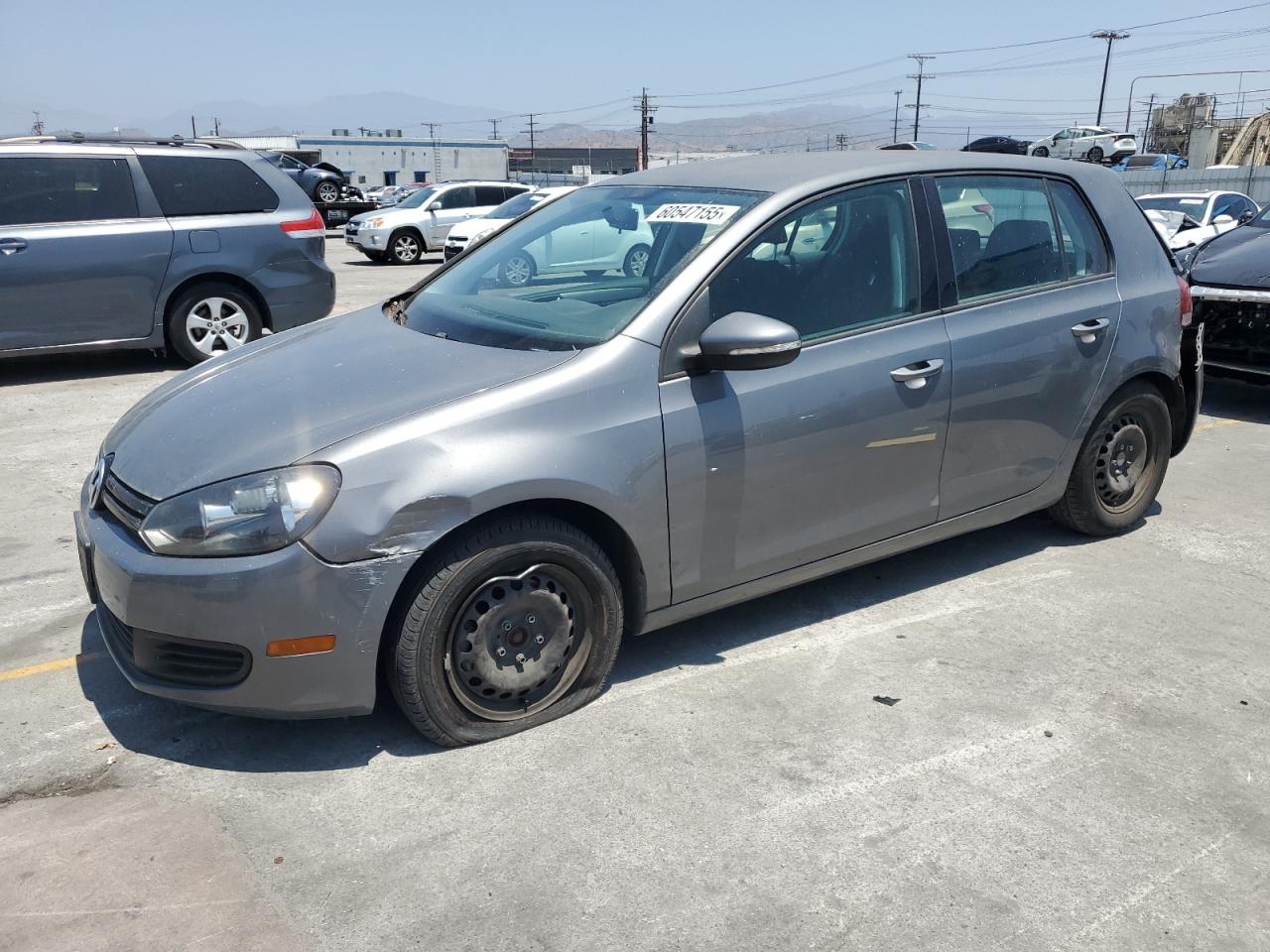 VOLKSWAGEN GOLF