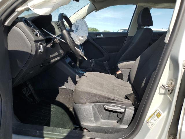 2013 VOLKSWAGEN TIGUAN S - WVGAV3AX4DW615586