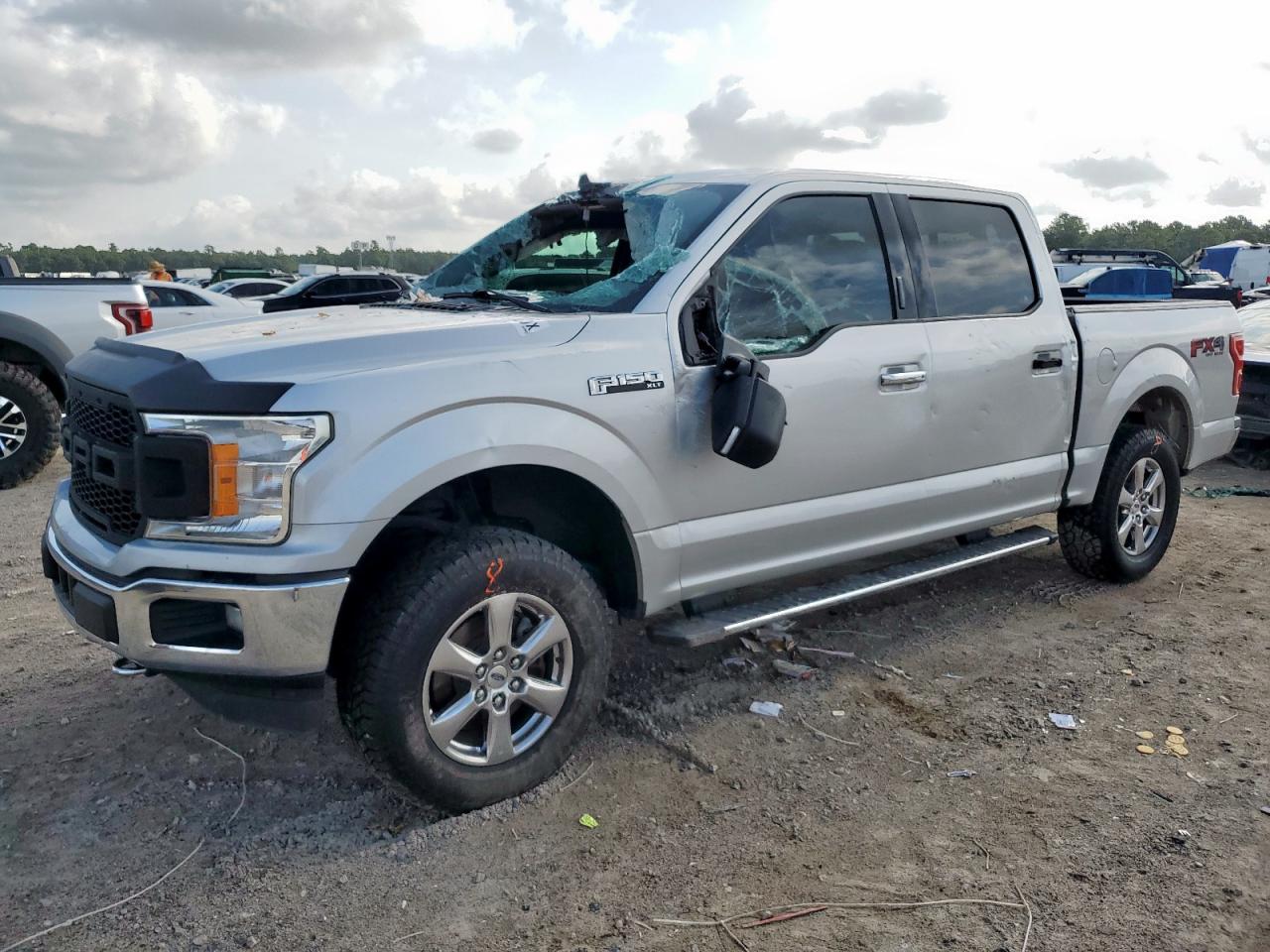 FORD F-150 SUPERCREW