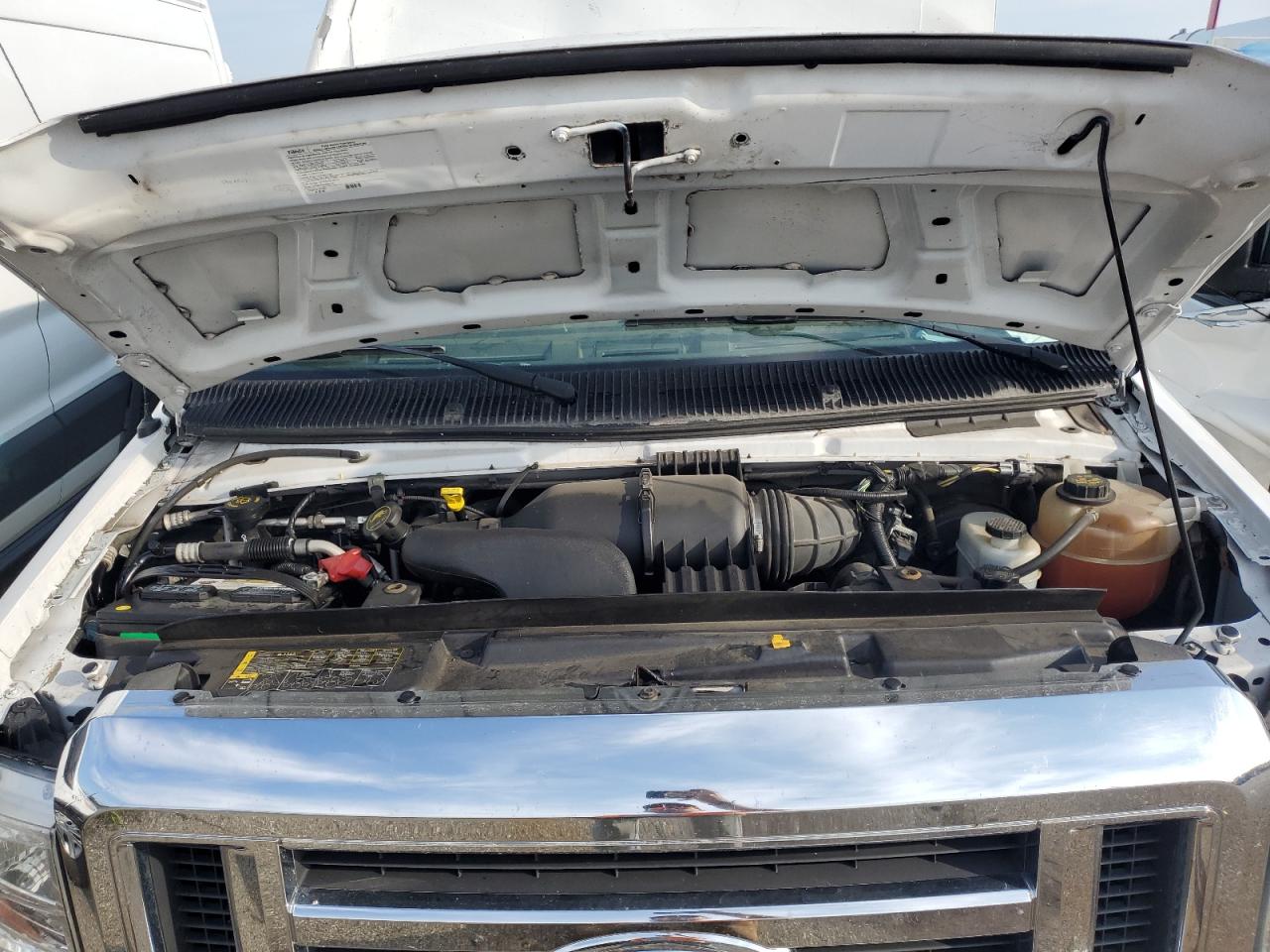 FORD ECONOLINE E350 SUPER DUTY CUTAWAY VAN