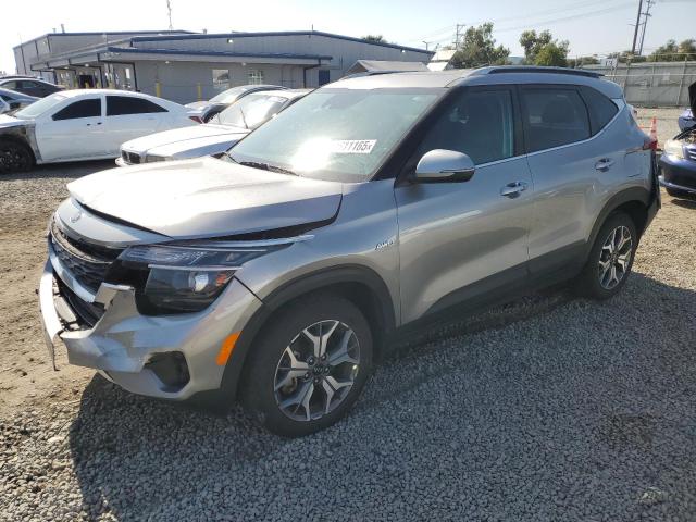 KIA SELTOS EX