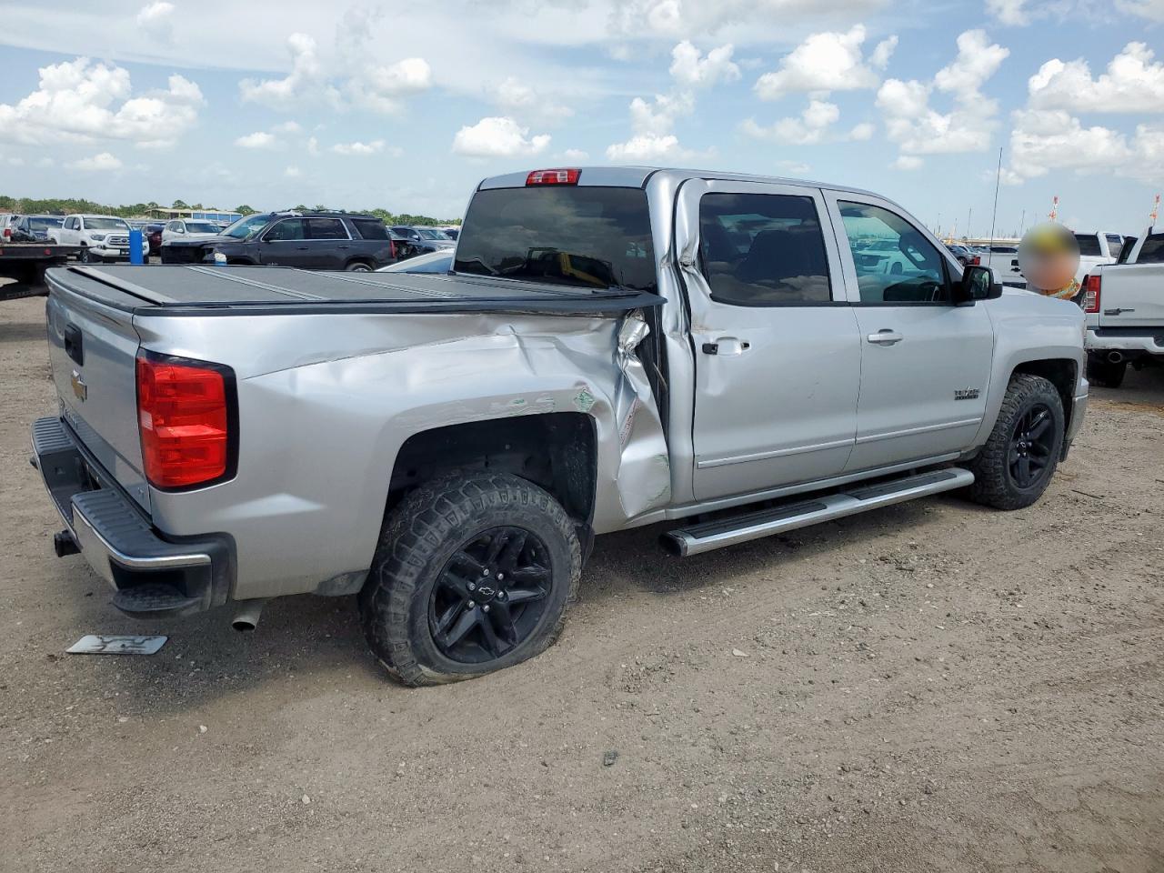 CHEVROLET SILVERADO C1500 LT
