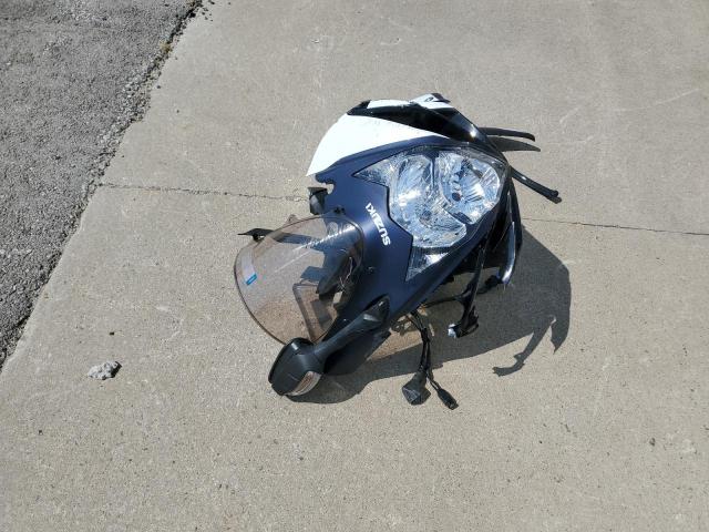 2024 SUZUKI GSX-R600 JS1GN7FA4R7101162