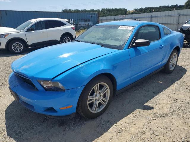 FORD MUSTANG