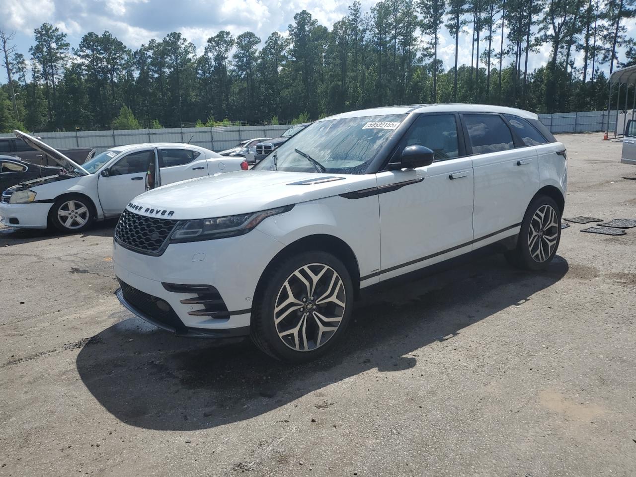 LAND ROVER RANGE ROVER R-DYNAMIC SE