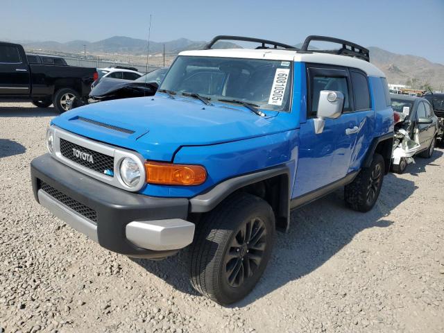 TOYOTA FJ CRUISER