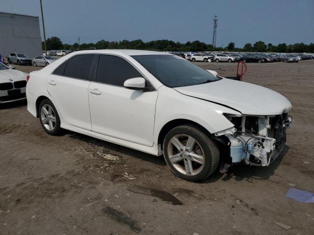 Vin: 4t1bf1fk7eu363851, lot: 59463185, toyota camry l 20144