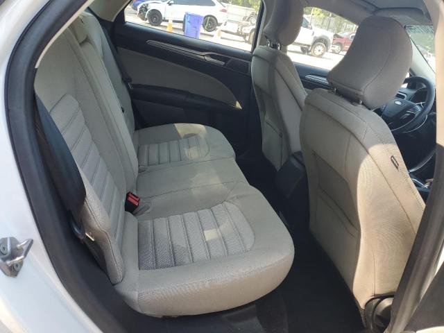 2017 FORD FUSION S 3FA6P0G74HR123343